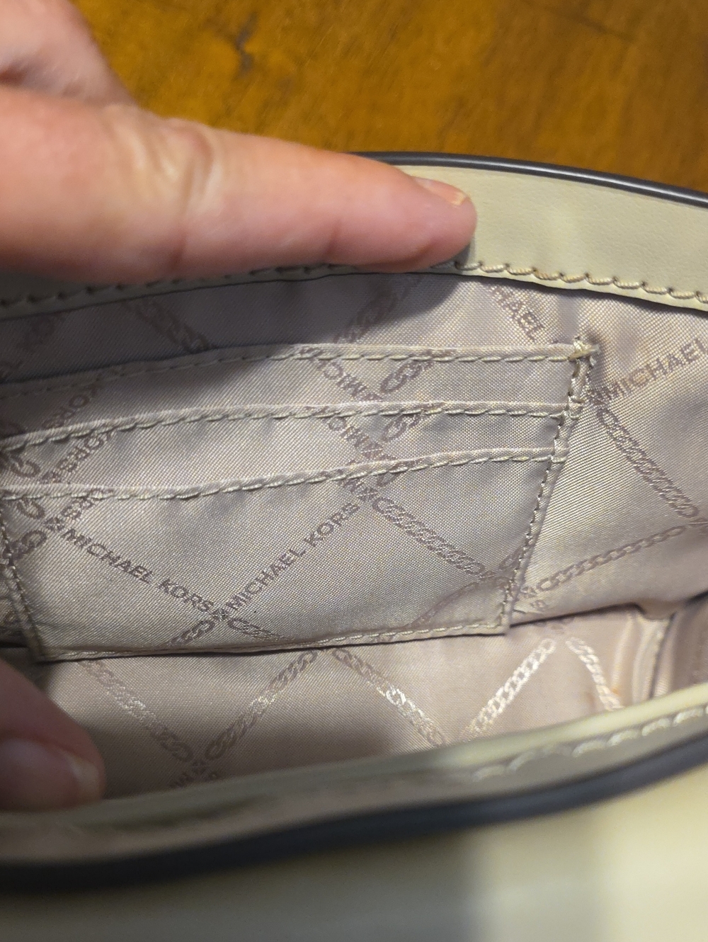 Michael Kors NWT Gold Metallic Crossbody Clutch - Picture 14 of 16